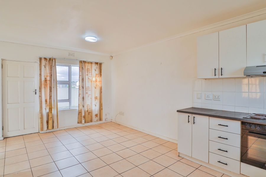 To Let 3 Bedroom Property for Rent in Muizenberg Western Cape